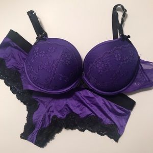 Victoria’s Secret Very Sexy Push-Up Bra